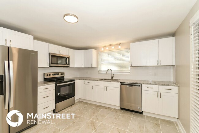 Foto del edificio - 7515 Eaton Ave