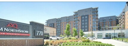 Building Photo - 770 Skokie Blvd