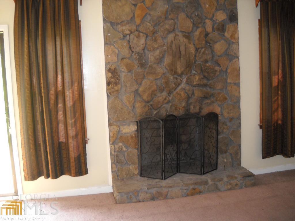 Foto del edificio - 456 Valley Woods Cir SE