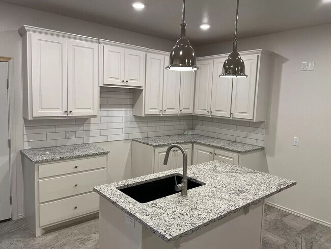 Foto del edificio - Recently Built 2/2/2 Townhome!