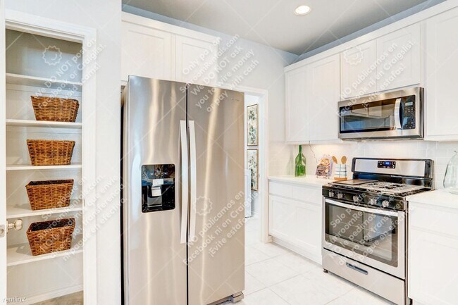 Building Photo - 3 br, 2.5 bath Condo - 1656 Artesian Spgs ...