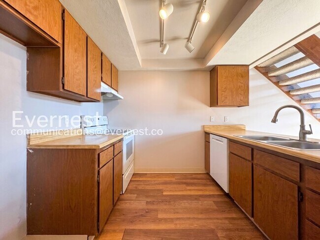 Foto del edificio - 14282 E Tufts Pl