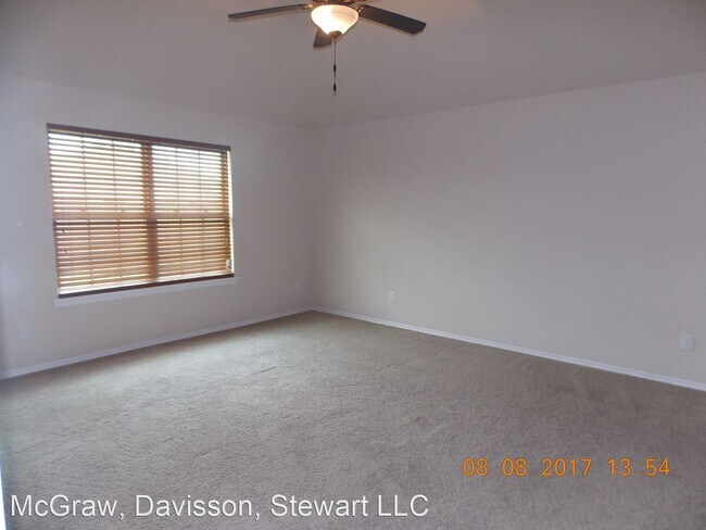Building Photo - 3 br, 2 bath House - 11600 Sw 9th st
