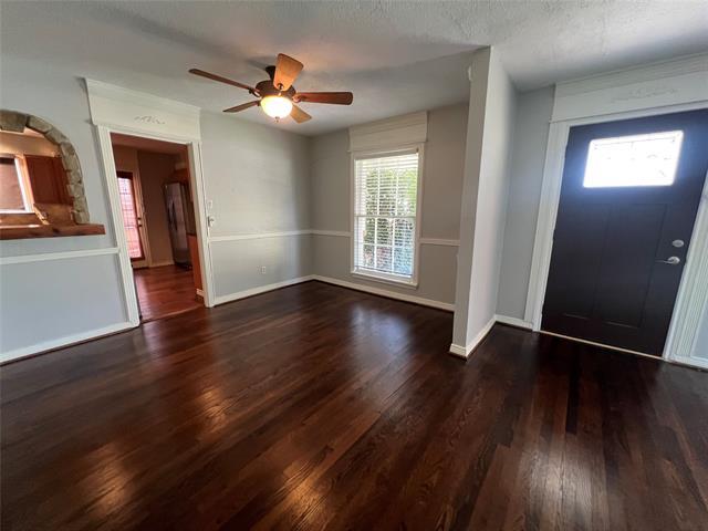 Foto del edificio - 3714 Rockdale Dr