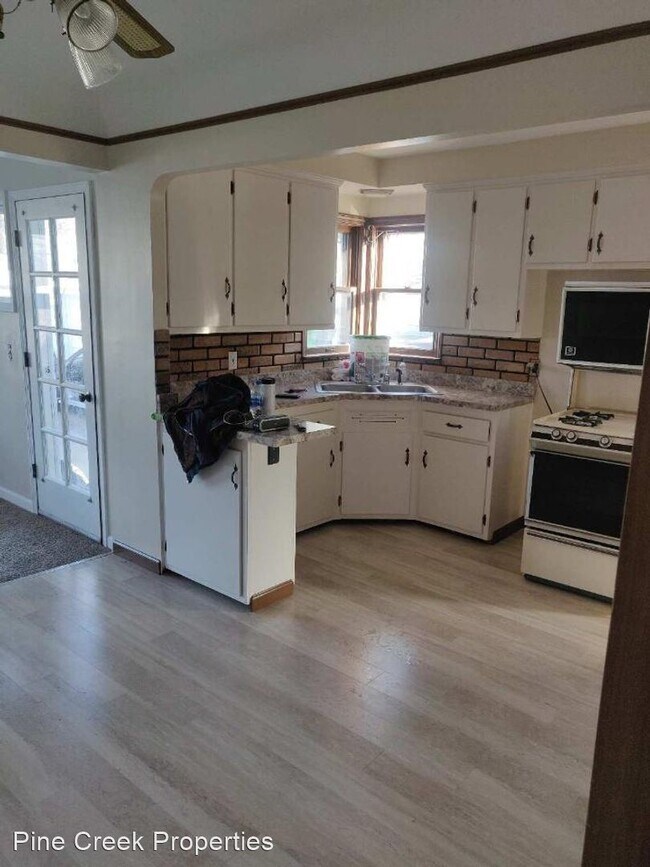 Foto del edificio - 4 br, 2 bath House - 5907 Monica Lane