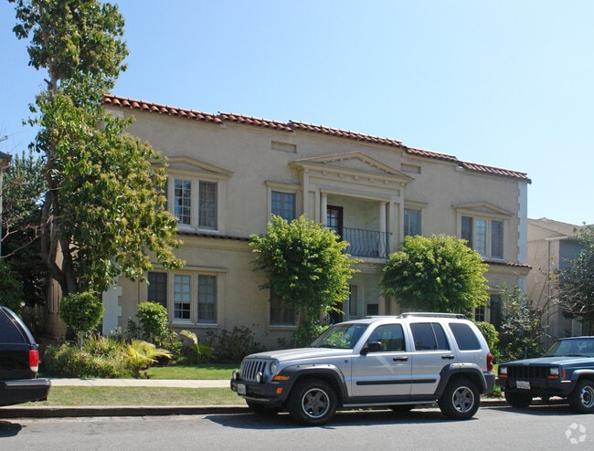 Building Photo - 140 S Roxbury Dr