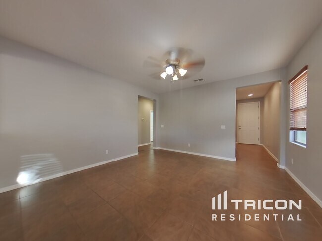 Foto del edificio - 41220 W Colby Dr