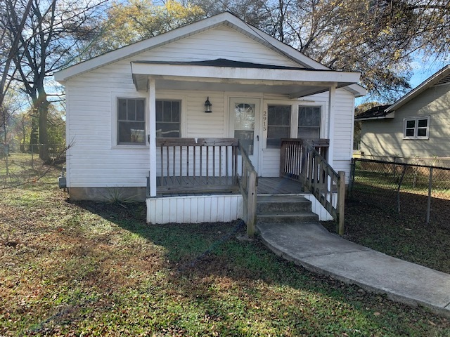 Foto principal - Gorgeous Three Bedroom Cottage with Fenced...