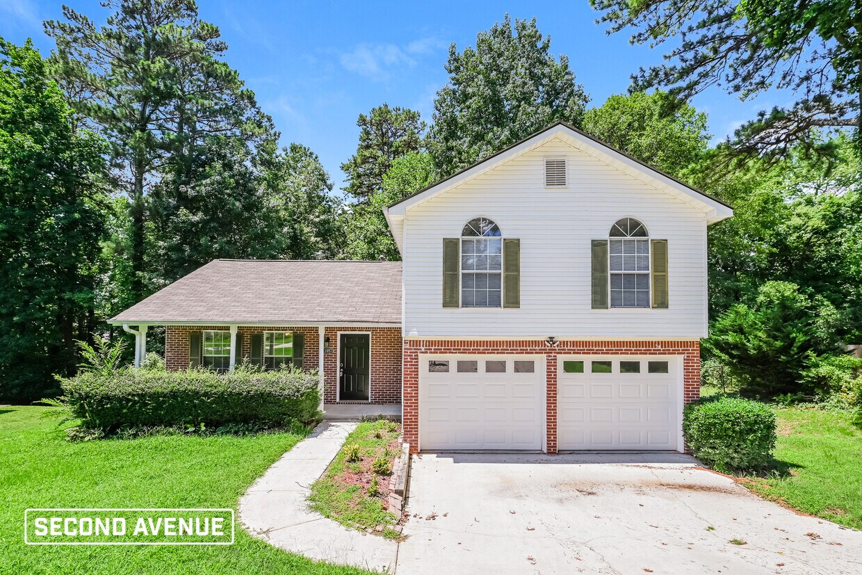 1487 St Dunstans Rd, Lithonia, GA 30058 House for Rent in Lithonia, GA