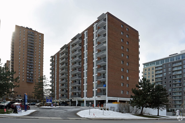 Building Photo - Brittany Drive Apartments