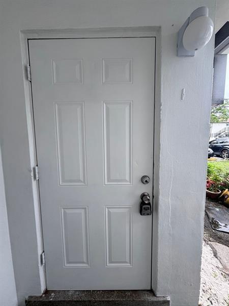 Foto del edificio - 3871 SW 12th Pl