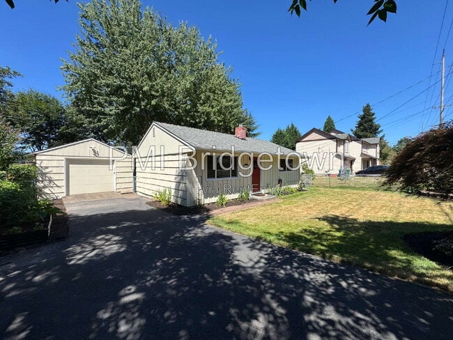 Building Photo - 9725 SE 29th Ave