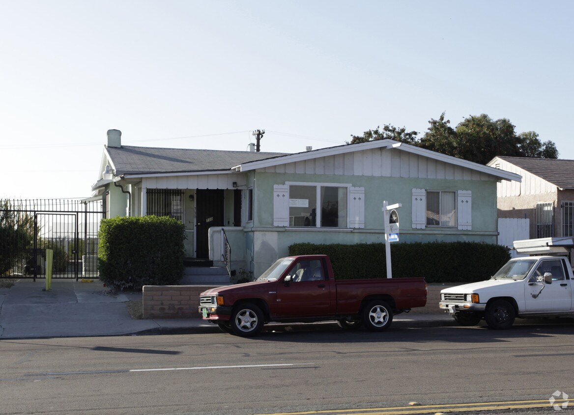 Foto del edificio - 730-732 S 47th St