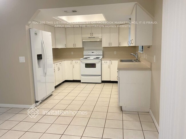 Building Photo - 490 Albenga Rd NW