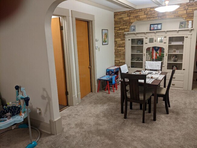Dining room - 3722 W Dorothy Pl