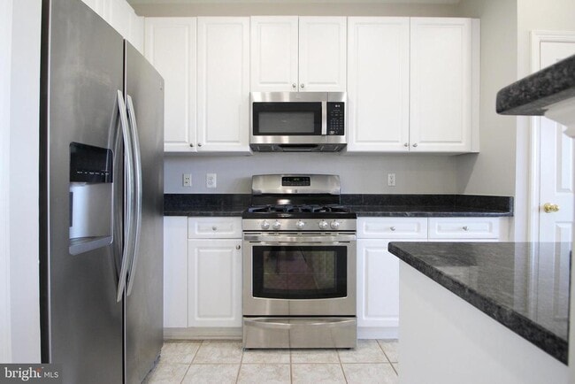 Foto del edificio - 2651 Park Tower Dr