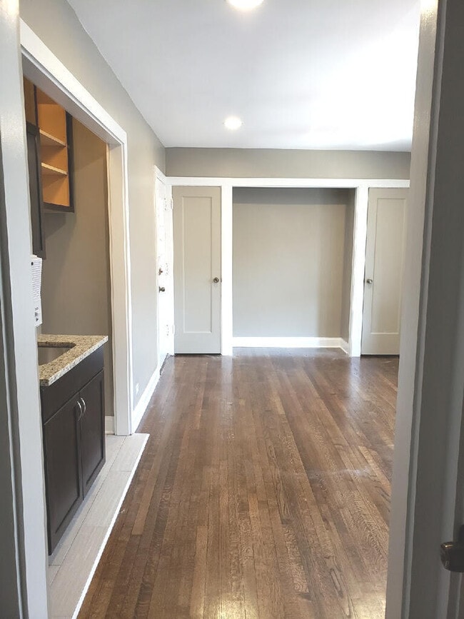 Foto del edificio - 1064 W Thorndale Ave