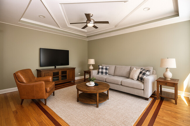 Building Photo - 6414 N Albany Ave