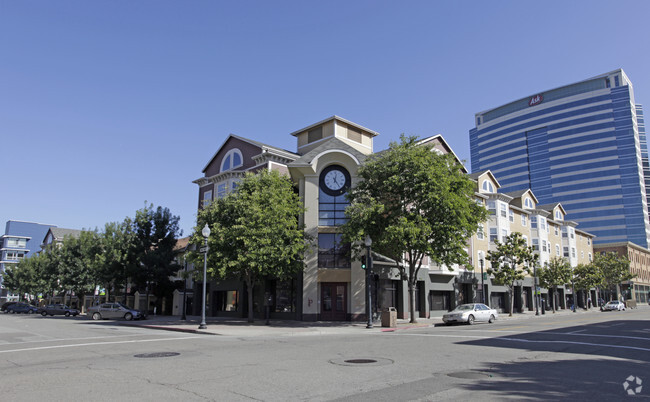 Primary Photo - 555 10th Street Apartments