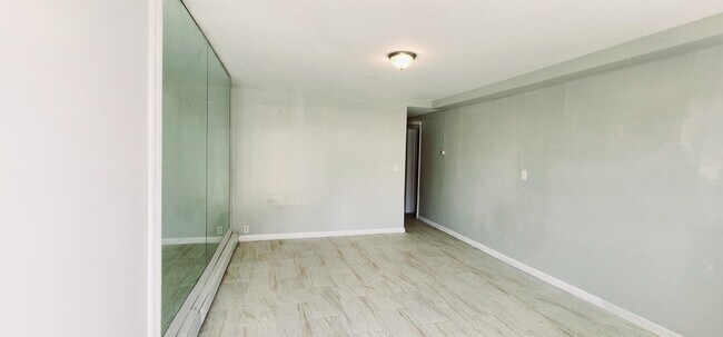 Foto del edificio - 6805 Smith Ave