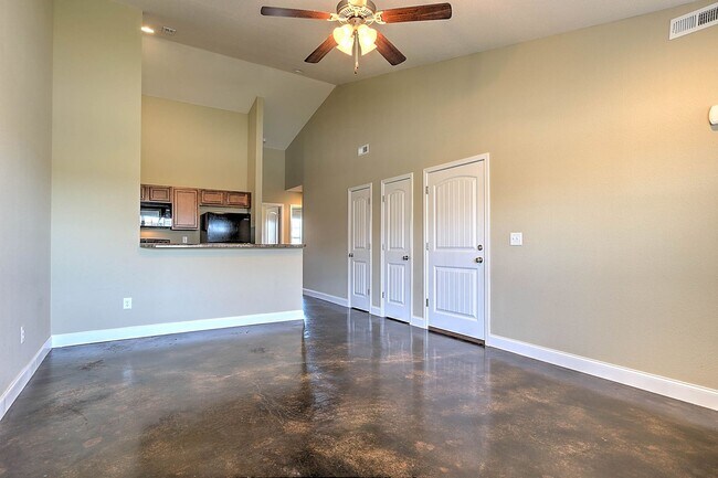 Foto del edificio - 93 Sutter Pl