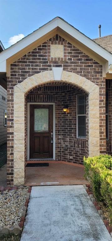 Building Photo - 14616 Branchwest Dr
