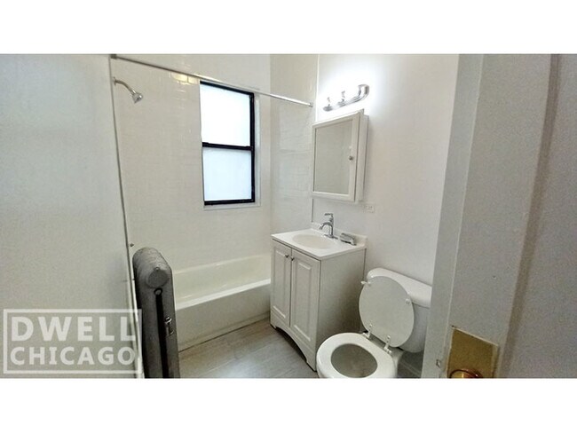 Foto del edificio - 1550 N Kedzie Ave