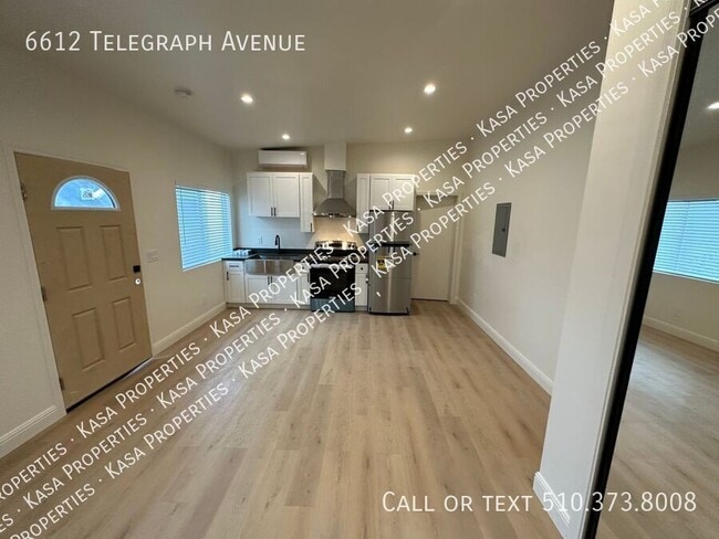 Building Photo - 6612 Telegraph Ave