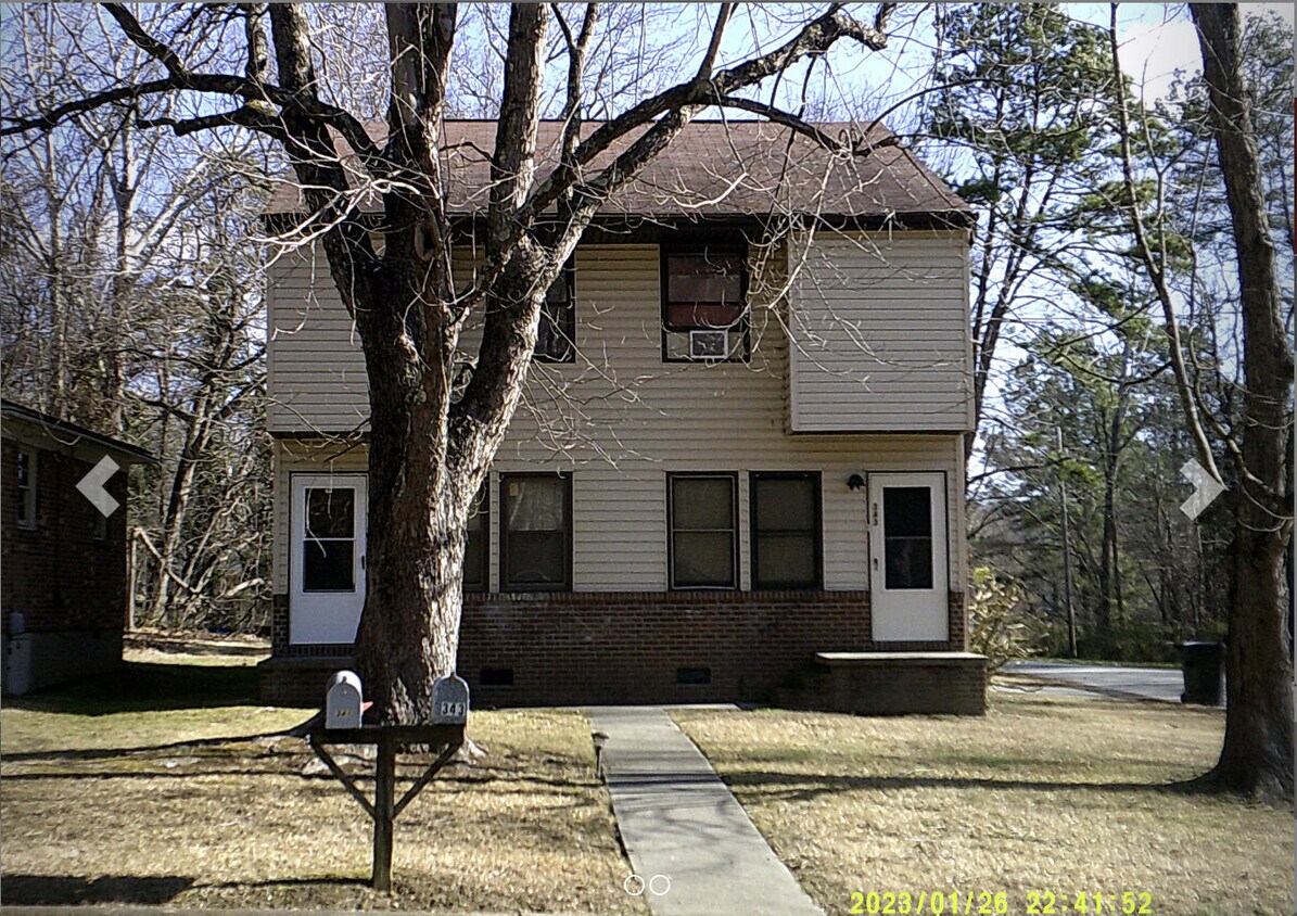 Front in Winter - 341 College Park Dr