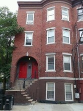 Building Photo - 15A Linden St