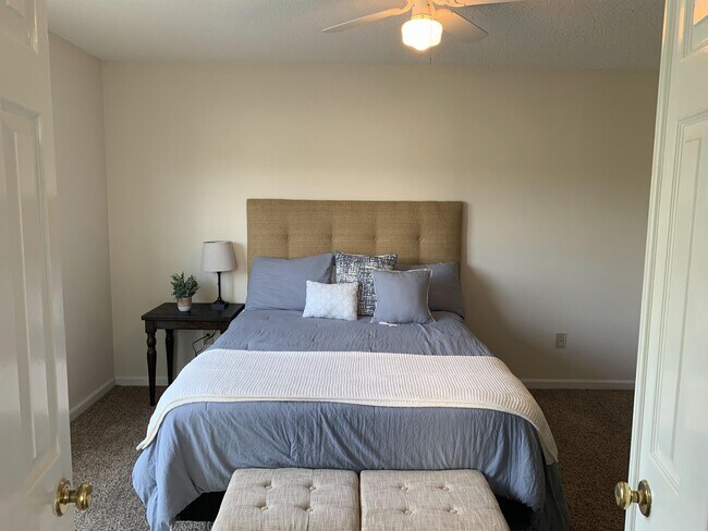 Foto del edificio - 110 Brookstone Ln