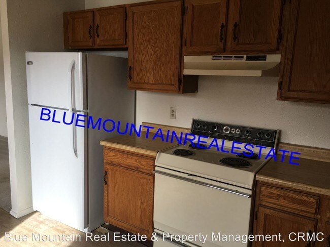 Building Photo - 2405 Split Rock Dr