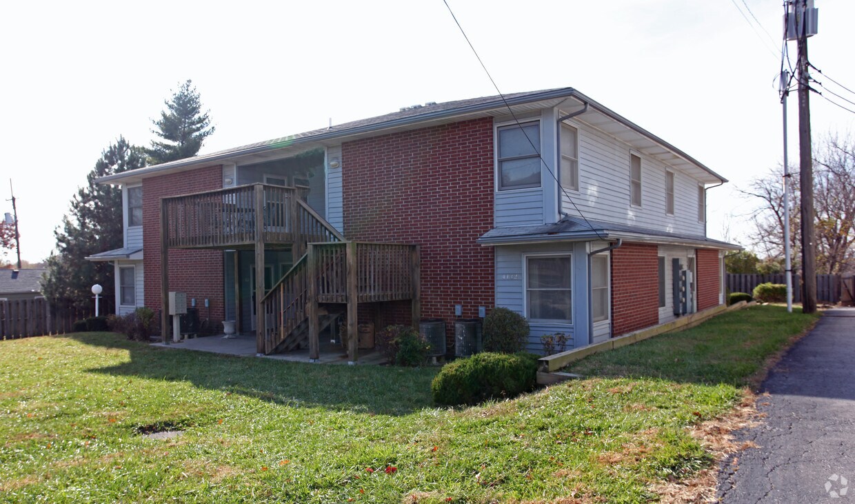Foto del edificio - 4132 Thompson St