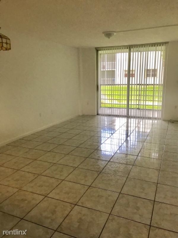 Building Photo - 14050 SW 84th St