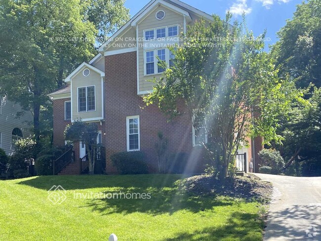 Building Photo - 9220 Tillot Dr