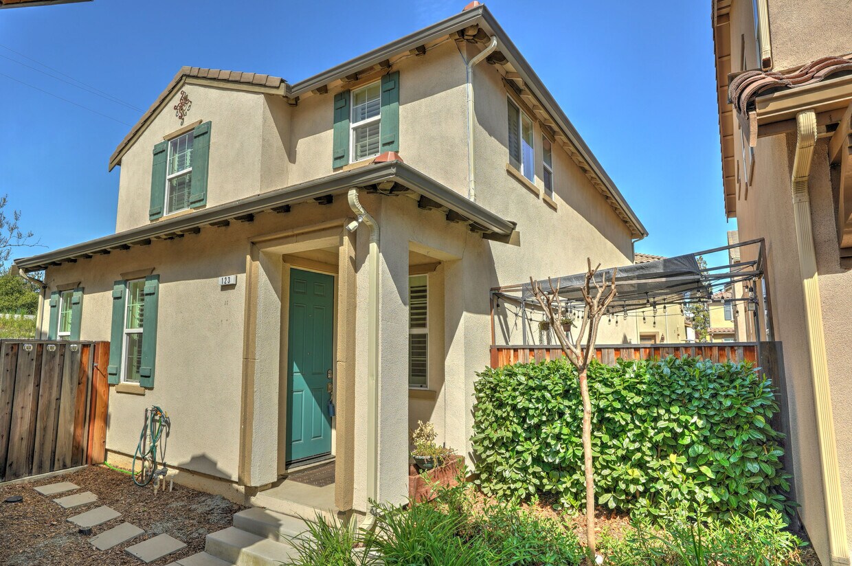 123 Palomino Pl, Gilroy, CA 95020 House Rental in Gilroy, CA