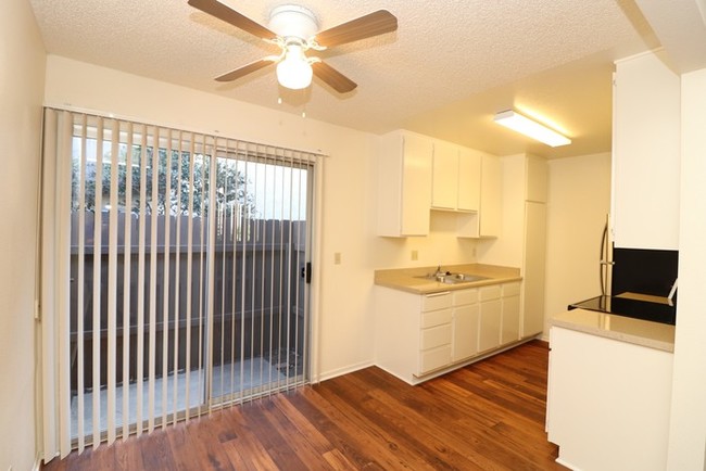 Foto del edificio - 1515 Montecito Rd