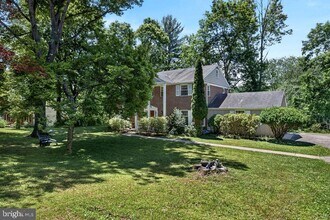 Building Photo - 718 Darby Paoli Rd