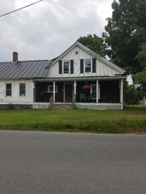 Building Photo - 12 Davis Ave