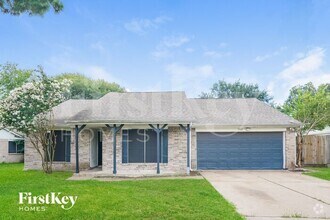 Building Photo - 17927 Lake Manor Dr