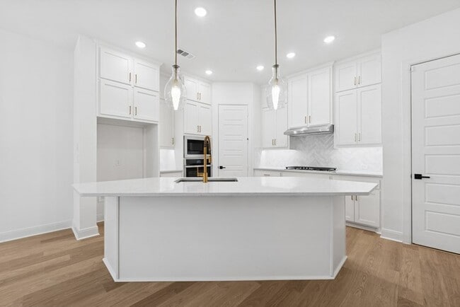 Kitchen1 - 4839 Fuller Ct