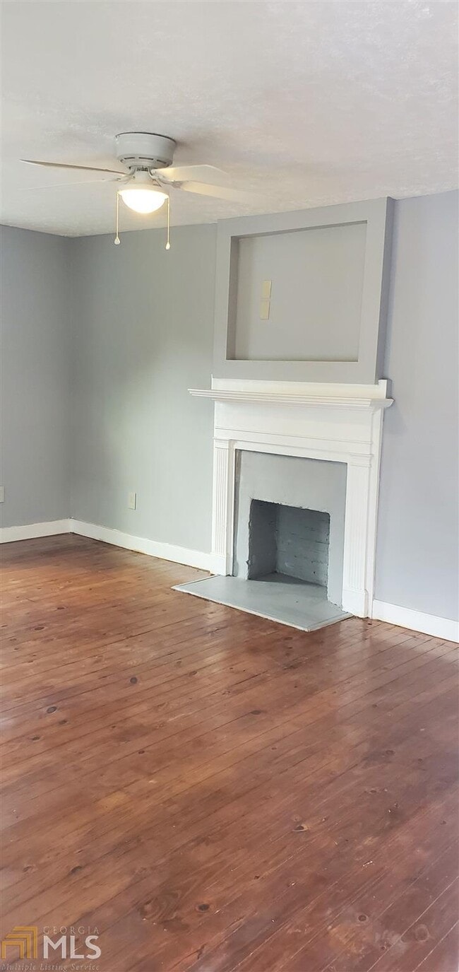 Building Photo - 2943 10th St