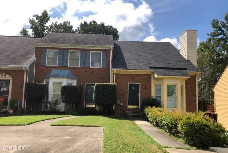 Foto principal - 2 br, 2 bath House - 1366 Poplar Pointe SE