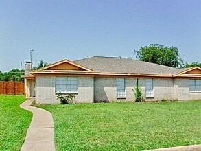 Building Photo - 4323 Segura Ct N