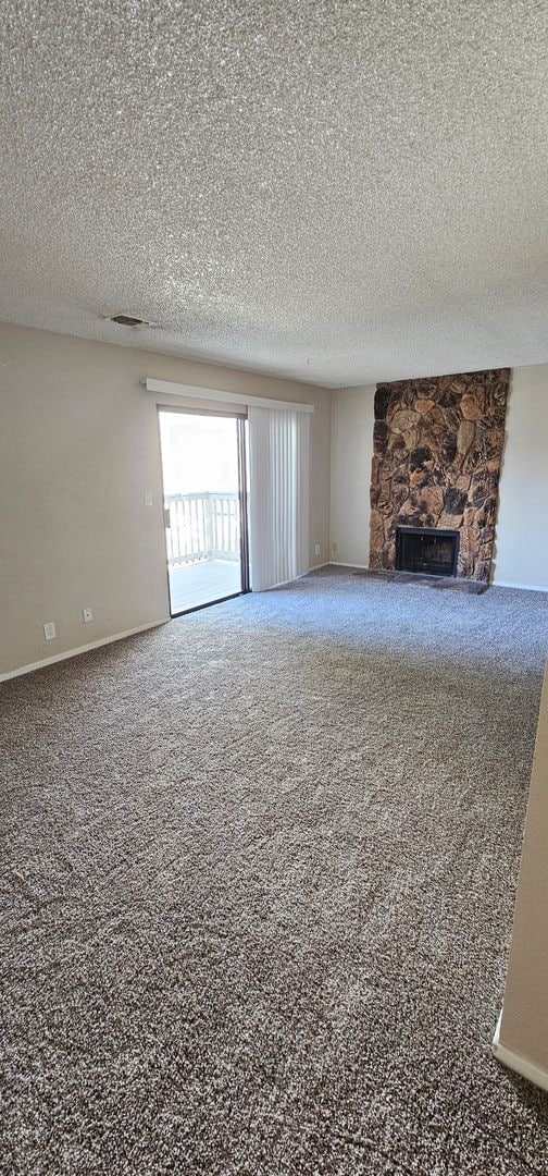 Building Photo - 715 Mikkelsen Dr