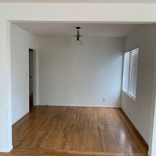 Dining Room - 521 Almora St