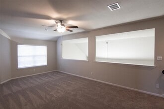 Building Photo - 618 Cypress Creek Ln