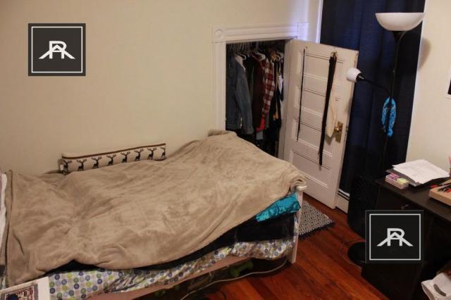 Foto del edificio - 4 bedroom in Brookline MA 02467