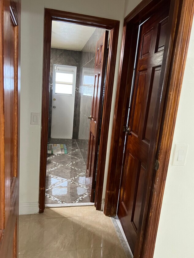 Foto del edificio - 10631 NW 28th St