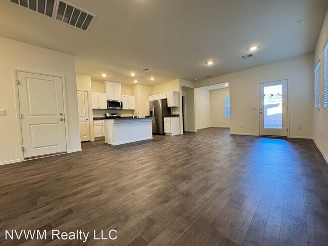 Building Photo - 2 br, 2 bath House - 1172 King Lark St